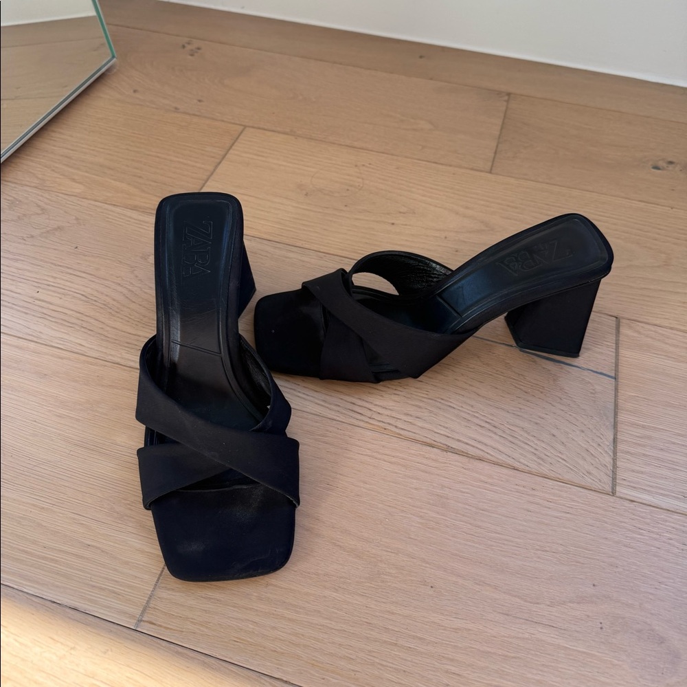Zara Black Sandal Heel